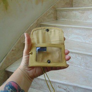 GAP Mini Creme Beige Leather Micro Card ID Holder Snap Flap Wallet Wristlet